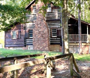 Claxton House | Perfect Couple's or Solo Getaway: 1840s Log Cabin, Claxton, GA