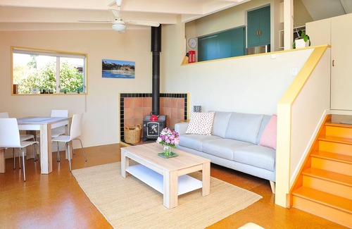 Diamond Harbour House | Perfect Escape in Diamond Harbour