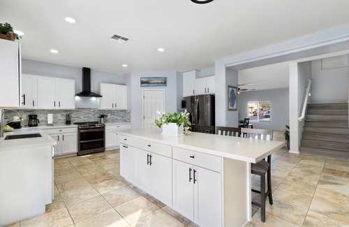 Glenhurst House | Perfect Extended Stay-Displaced Homeowners/Relo
