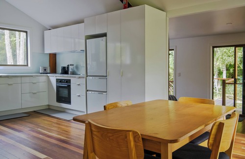 Upper Coopers Creek Cottage | Perfect for 2 Couples: Two PRIVATE Homes w/Pool & Creek in the Byron Hinterland