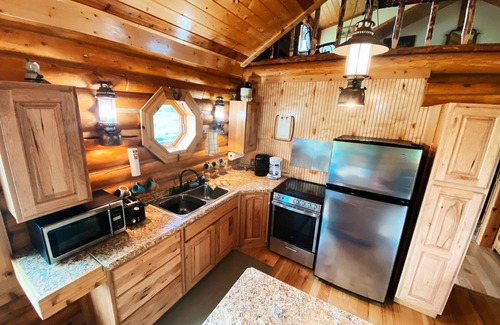 Big Timber Cabin | Perfect for Couples Or Families Up To 4 In Lovely Two Story Log Home