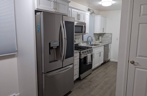 Elkhart House | Perfect for Notre Dame Football Elkhart, IN 25 Miles Away from Notre Dame