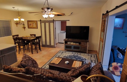 Gilbert House | Perfect for the seasonal rider coming into town for the riding show season!