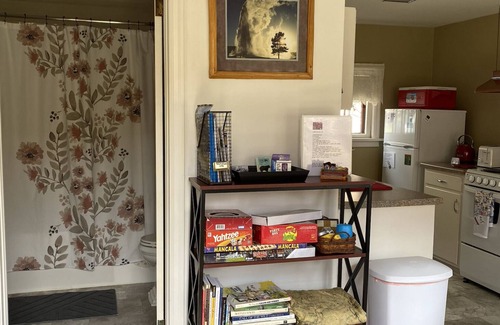 Gardiner Cottage | Perfect for two! Less than half mile from Yellowstone. 'Downtown' location.