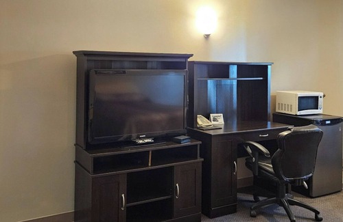 Weyburn Hotel | Perfect Inns & Suites