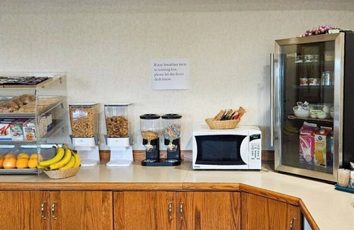 Weyburn Hotel | Perfect Inns & Suites
