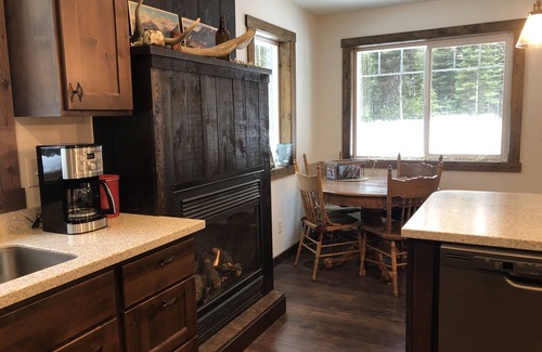 Essex House | Perfect location between West and East Glacier Park entrances and next to river!
