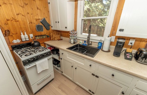 Estes Park Cabin | Perfect location, Private cabin, Hot Tub, Bikes, Rocky Mountain National Park