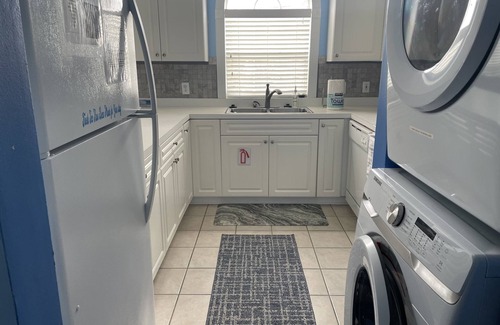 Central Myrtle Beach Condo | Perfect Pet Friendly 2 Bedroom Retreat!