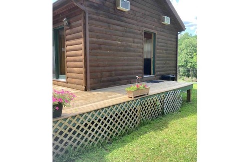 Fayetteville House | Perfect place to stay for your time away!