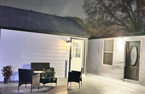 Lutz House | Perfect Room for your Stay