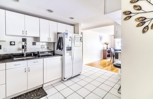 Stoneham House | Perfect Stoneham Getaway Just Minutes to Boston!