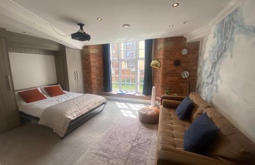 York Apartment | Perfect Studio in central York