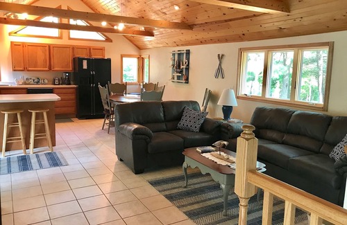 Crivitz Cottage | Perfect Summer Vacation Spot - Lake View, Boat Dock, Beach Area - 3 Bdrm, 2 Bath