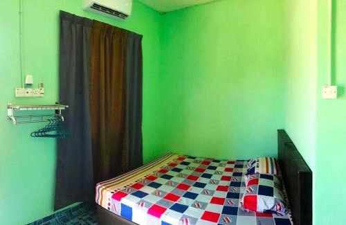 Kampung Pasir Hantu House | Perhentian Damia