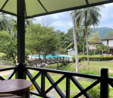 Pulau Perhentian Besar Resort | Perhentian Island Resort - BS