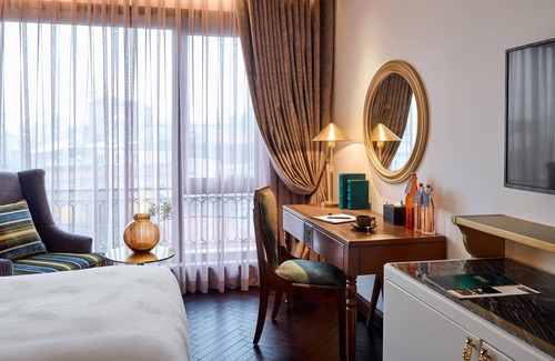 Old Quarter Hotel | Peridot Grand Luxury Boutique Hotel