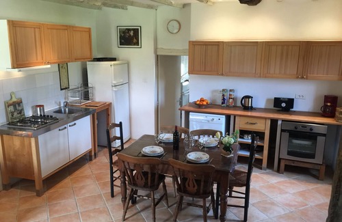 Pressignac-Vicq House | Perrot en Périgord : Charming house with large swimming pool