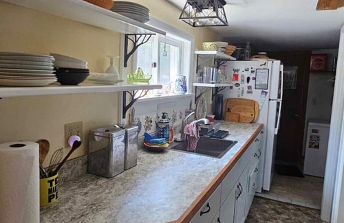 Perry House | Perry Shore Road Cottage