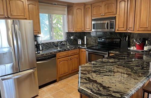 Zona Hotelera Condo | PERSONAL CONCIERGE! steps from the ocean with amazing views