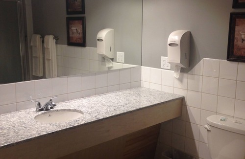 Perth-Andover Hotel | Perth-Andover Motor Inn