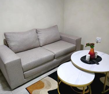 Ermelo House | Peshline Guest House Unit 1