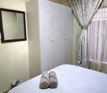 Ermelo Apartment | Peshline Guest House Unit 2