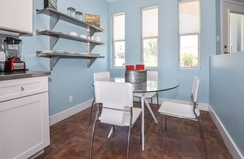Venetian Way South House | Pet And People Friendly. Close To Everything Central Florida Offers!