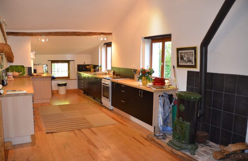 Saint-Aulaye-Puymangou House | Pet friendly 3 bedroom house.
