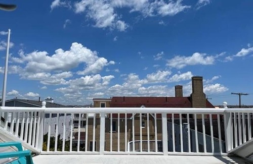Townsend's Inlet House | Pet Friendly 4 Bedroom Home in Sea Isle City
