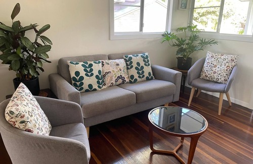 Toogoom House | Pet friendly beachfront home in Hervey Bay. Sleeps 8.