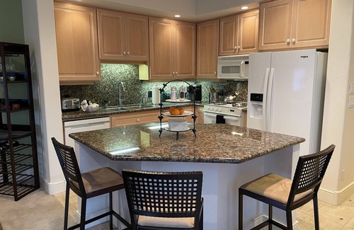Broken Top House | Pet-Friendly Bend Westside Villa in the Broken Top Golf Community