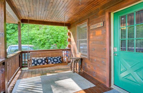 Bryson City House | Pet-Friendly Bryson City Cabin with Fire Pit and Deck!