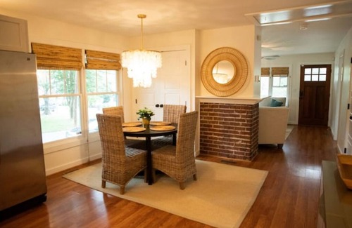Villa Heights House | Pet Friendly Cozy NoDa Bungalow with Fenced in Backyard
