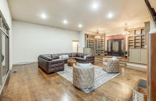 Fairfax House | Pet-Friendly Fairfax Cabin Near Missouri River!