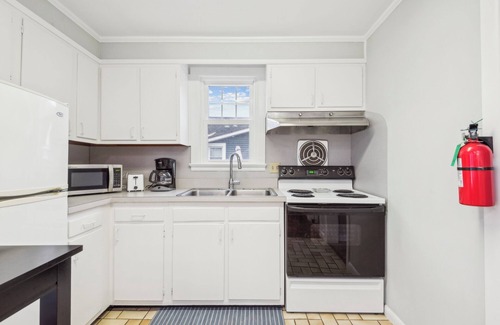 Stone Harbor House | PET FRIENDLY! FRIDAY TO FRIDAY RENTAL.