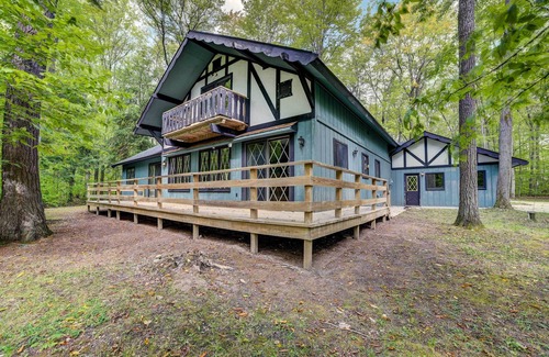 Michaywe Cottage | Pet-friendly Gem: Hike, Fish & Golf in Gaylord