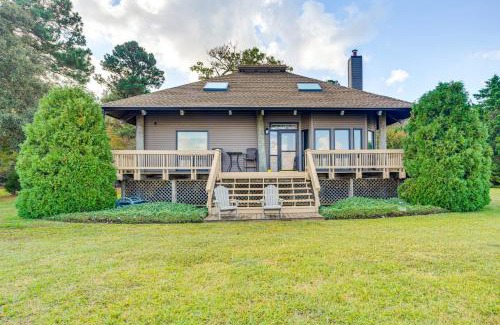 Deltaville House | Pet-Friendly Gem with Private Dock in Deltaville!