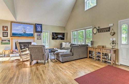 Pine Bush House | Pet-Friendly Grand Pine Bush Retreat on 2 Acres!