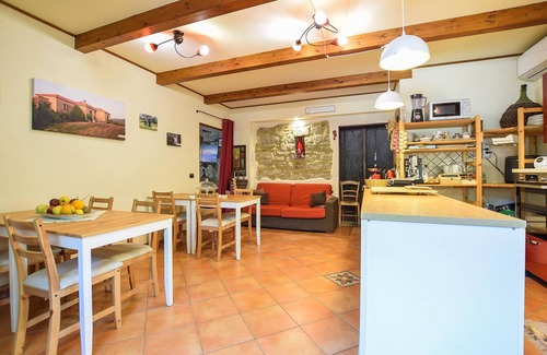 Laureana Cilento House | Pet friendly home in Laureana Cilento