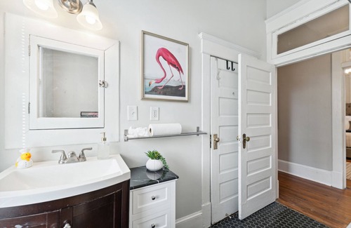 Metropolitan Condo | Pet Friendly, Heart of Starland District Charmer w/ Parking by Lucky Savannah