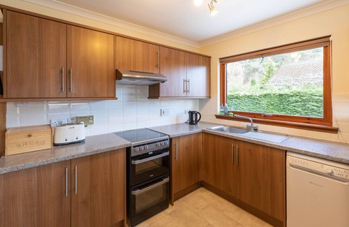 Kingussie Cottage | Pet-friendly holiday home in the quiet hamlet of Drumguish