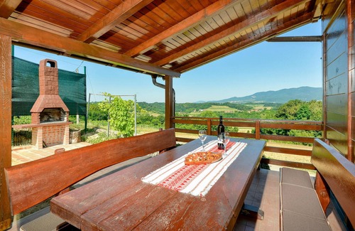 Hrascina House | Pet friendly home in Jarek Habekov