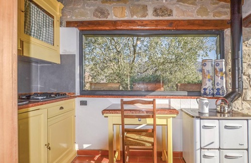 Bibbiena House | Pet friendly home in Bibbiena AR