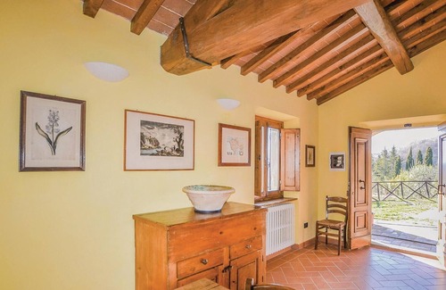 Bibbiena House | Pet friendly home in Bibbiena AR