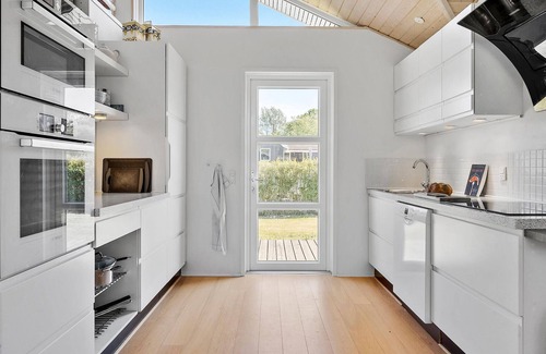 Hvalpsund House | Pet friendly home in Farsø with WiFi