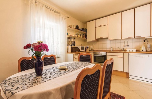 Galizana House | Pet friendly home in Galizana with WiFi
