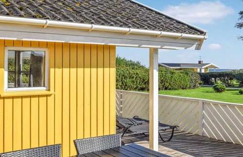 Østerskov House | Pet friendly home in Humble with WiFi