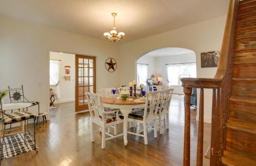 Sheldon House | Pet-Friendly Home Patio and Yard in Sheldon