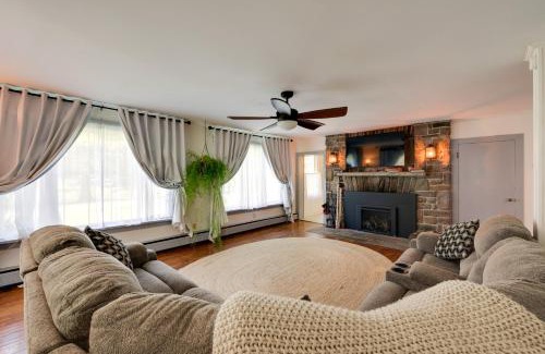 Hillsgrove House | Pet-Friendly Home with Game Room in Hillsgrove!
